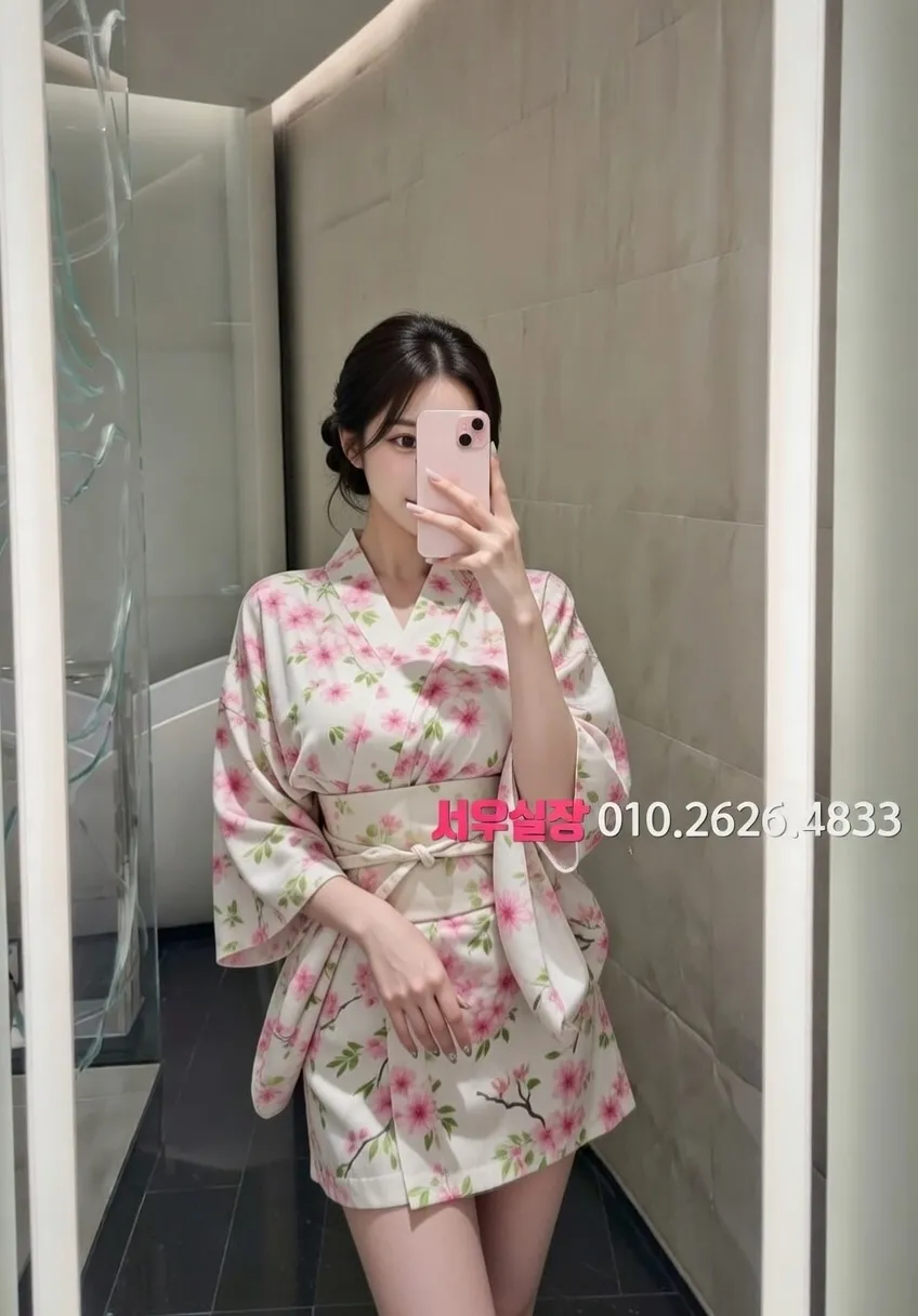 이태원 다국적노래클럽 프리미엄 라인업 15번 프로필